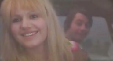 sex xuất tinh Brunette cho phim sex gai co cu anh chàng ass.