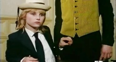 sex tapthe Cô đã quan hệ me con dit nhau tình dục với một người đàn ông có kinh nghiệm.