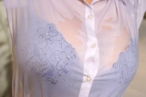 sex veera Cậu nhân viên kẹt trong nhà nghỉ với quản lý nữ sau một cơn mưa ướt sũng